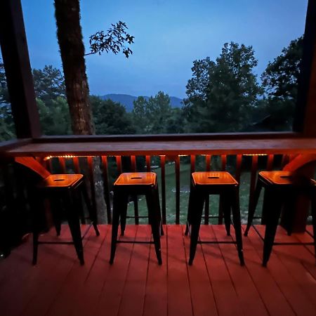 Mistletoe Cabin- Private Cabin W Views, Hottub, Pet Friendly 머피 외부 사진