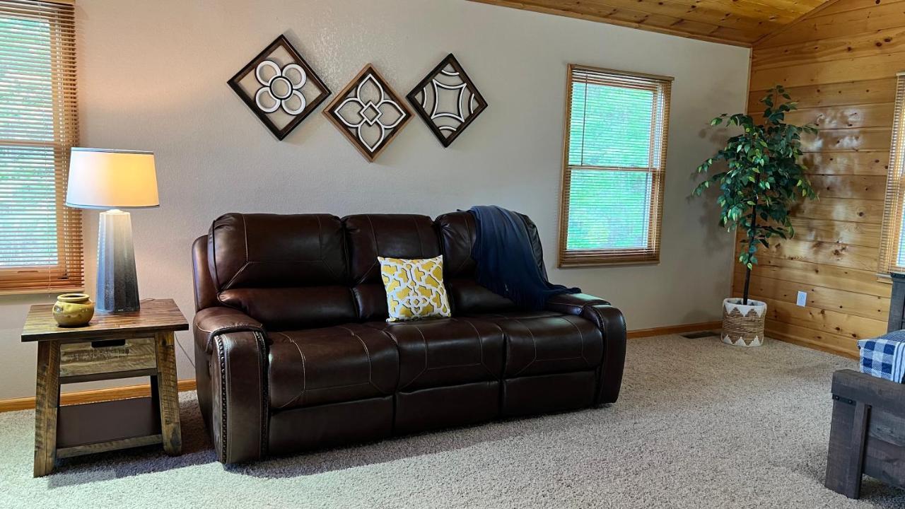 Mistletoe Cabin- Private Cabin W Views, Hottub, Pet Friendly 머피 외부 사진