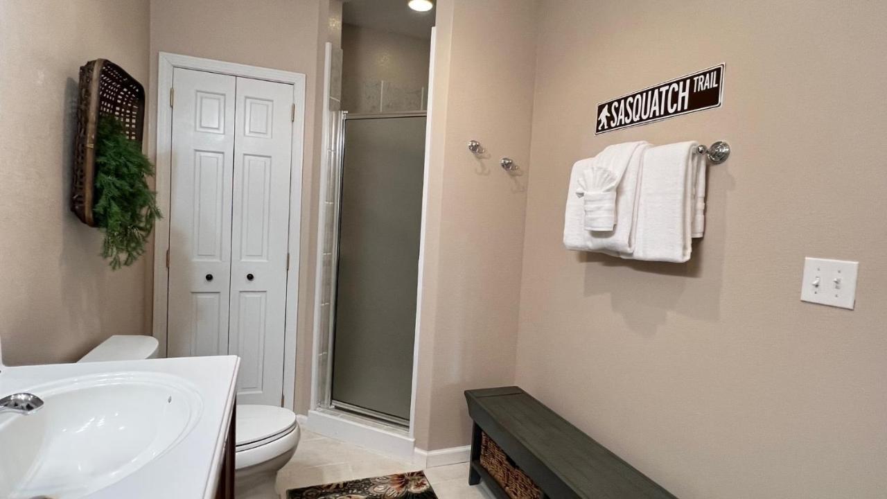 Mistletoe Cabin- Private Cabin W Views, Hottub, Pet Friendly 머피 외부 사진