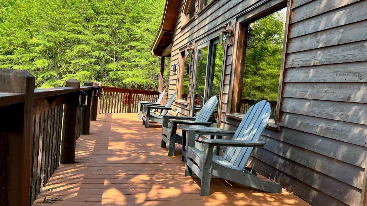 Mistletoe Cabin- Private Cabin W Views, Hottub, Pet Friendly 머피 외부 사진