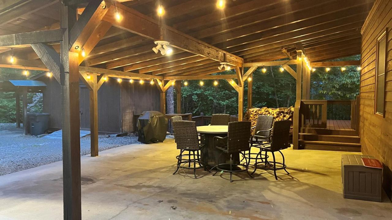 Mistletoe Cabin- Private Cabin W Views, Hottub, Pet Friendly 머피 외부 사진